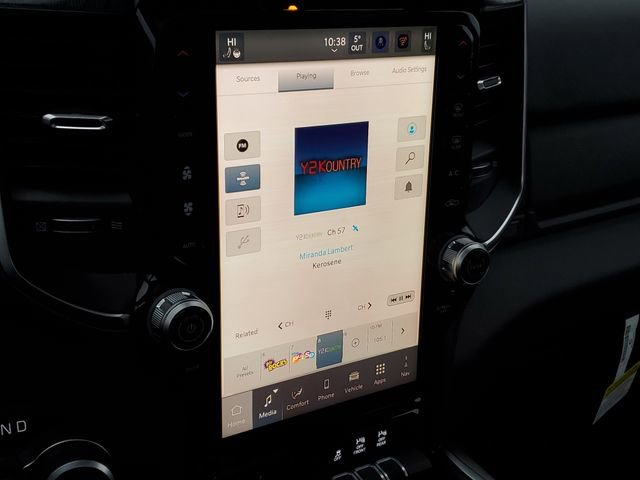 New 2026 RAM 1500 4x4 Crew Cab image 10