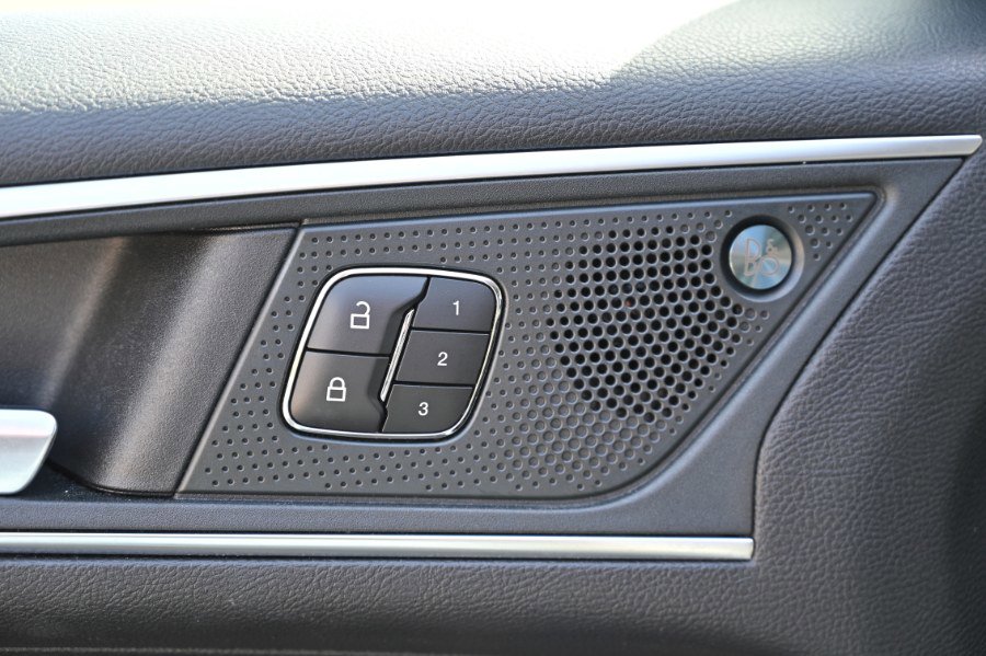 Used 2024 Ford Edge Titanium image 22