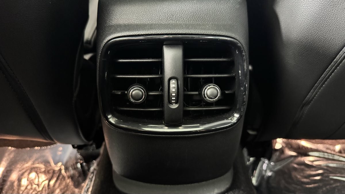 Used 2019 MINI Cooper Clubman S w/ Premium Package FWD image 32