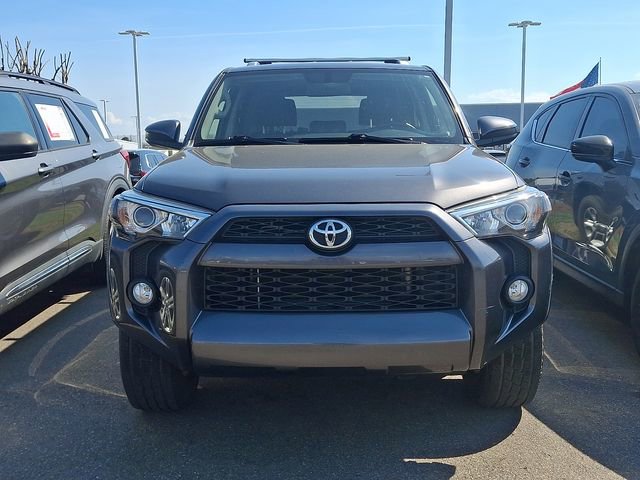 Used 2016 Toyota 4Runner SR5 image 2