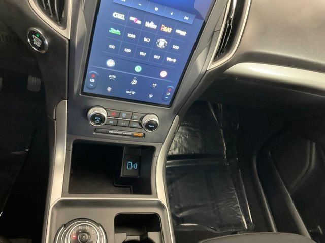 Used 2023 Ford Edge SE w/ Black Appearance Package AWD/4WD image 18