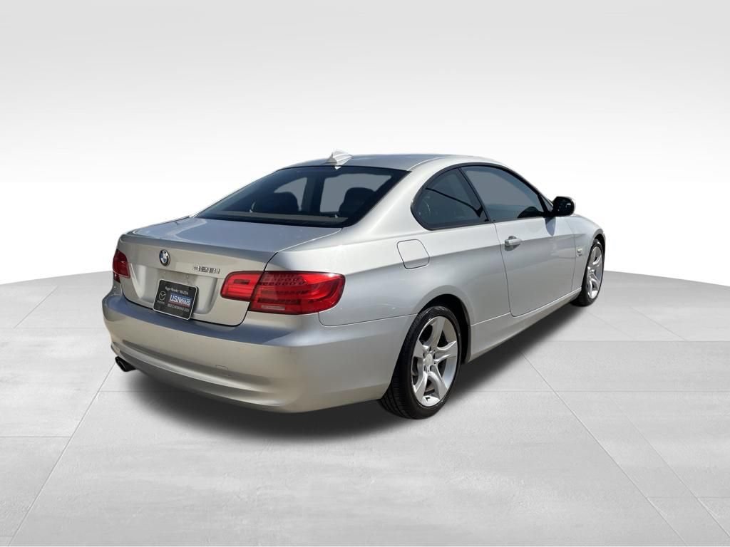 Used 2011 BMW 328i xDrive Coupe AWD/4WD image 5