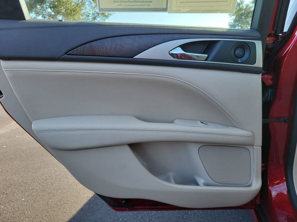 Used 2019 Lincoln MKZ Reserve w/ Reserve Plus Package image 11