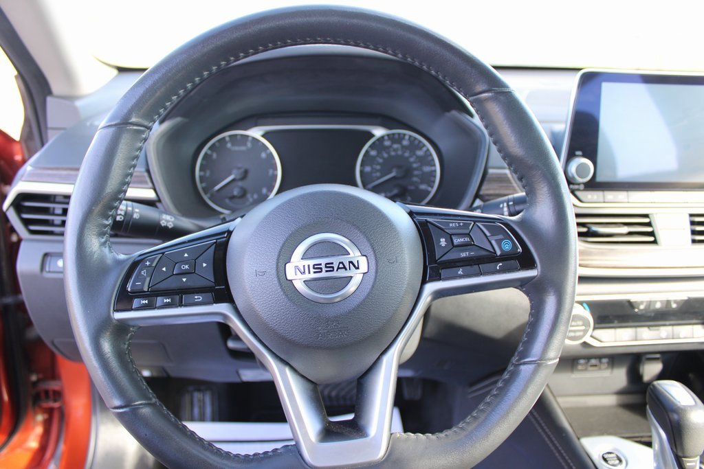 Used 2022 Nissan Altima 2.5 Platinum image 13