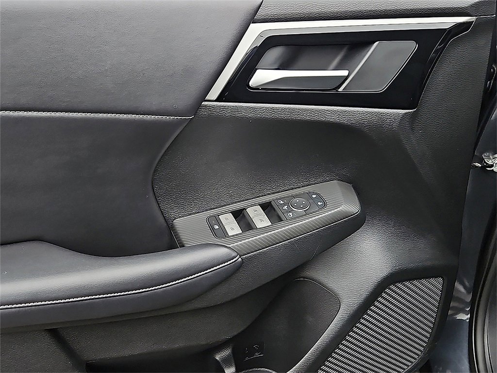 Used 2024 Mitsubishi Outlander SE image 20