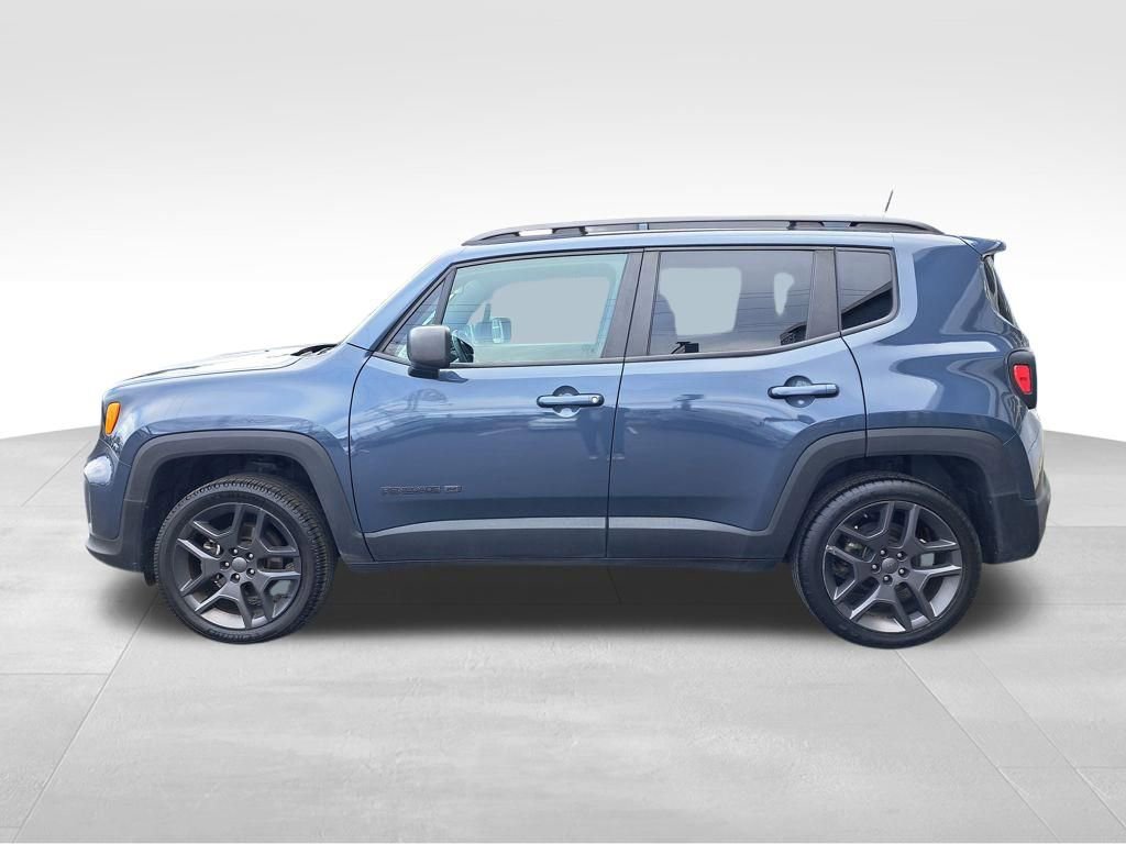 Used 2021 Jeep Renegade Latitude AWD/4WD image 2