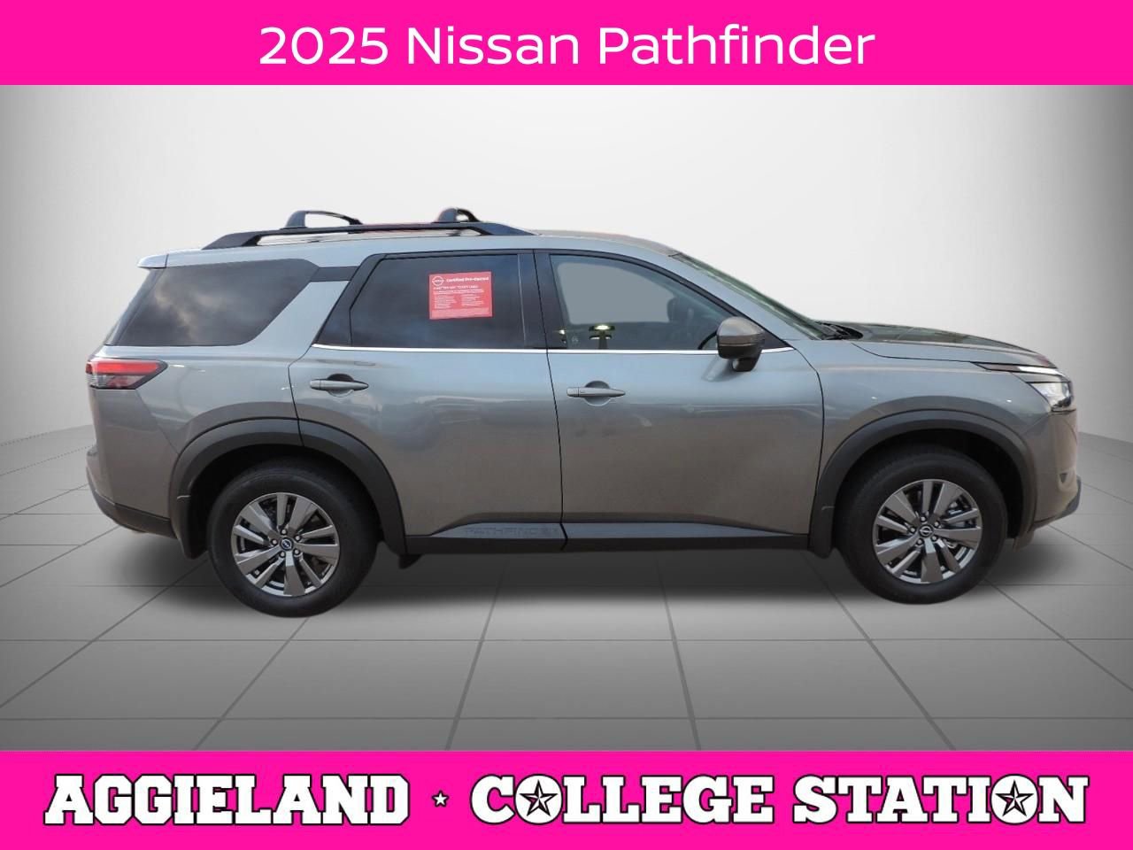 Used 2025 Nissan Pathfinder SV w/ SV Premium Package image 2