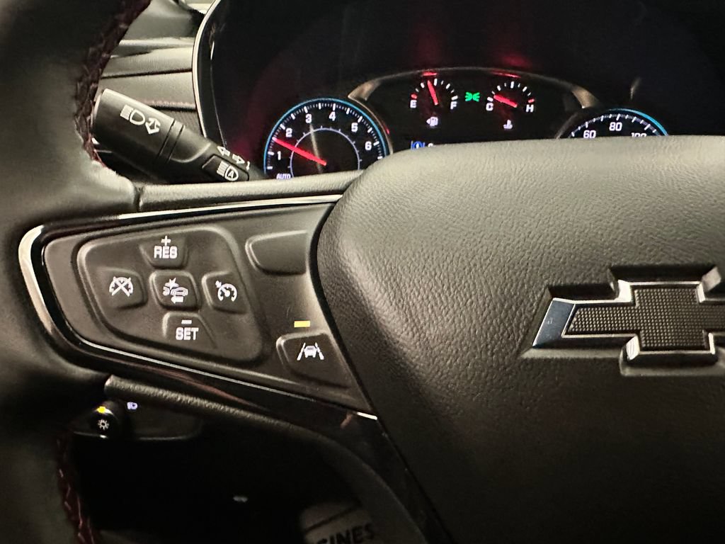 Used 2023 Chevrolet Equinox RS w/ LPO, Floor Liner Package FWD image 16