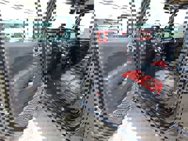 Used 2021 Jeep Gladiator Rubicon w/ Uconnect 4C Nav & Sound Group image 10