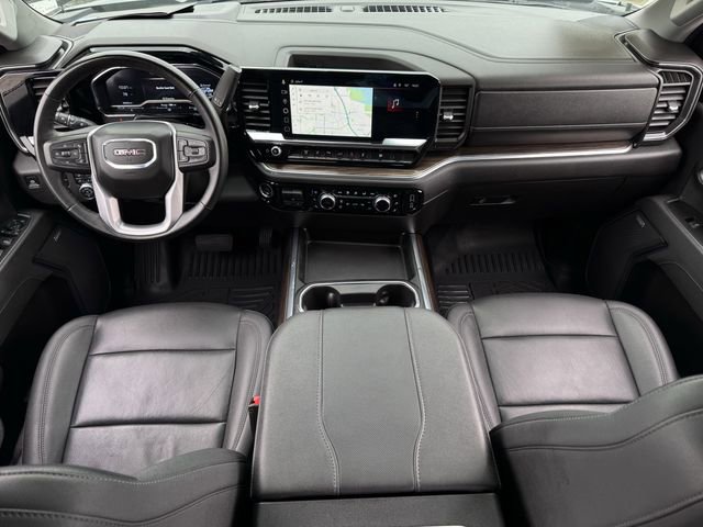 Used 2025 GMC Sierra 3500 SLT w/ SLT Convenience Package image 9