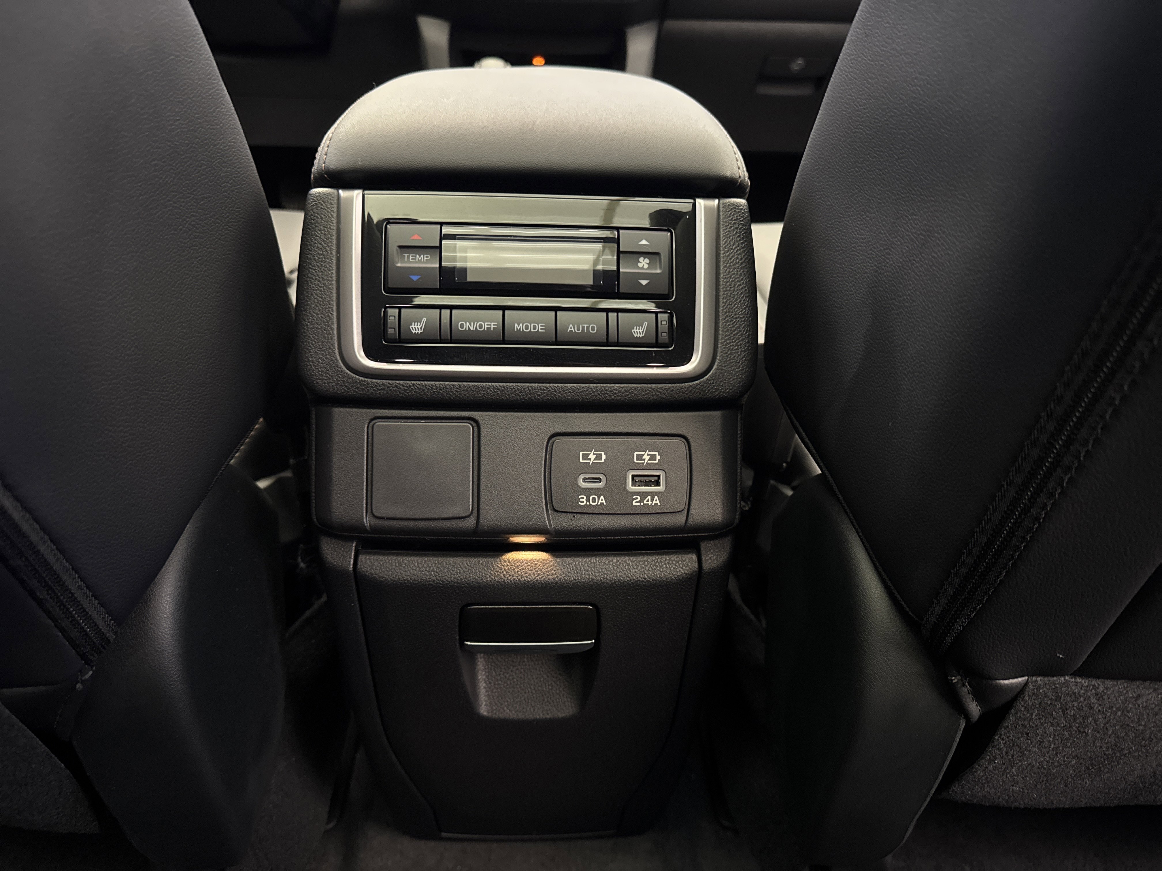 Certified 2025 Subaru Ascent Bronze Edition image 27