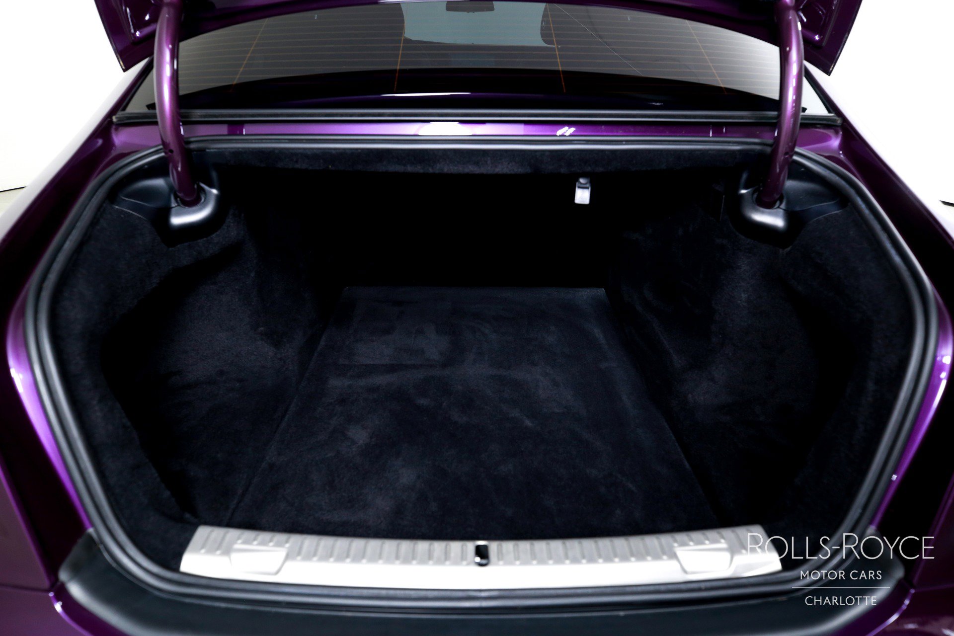 Certified 2022 Rolls-Royce Ghost Black Badge image 25