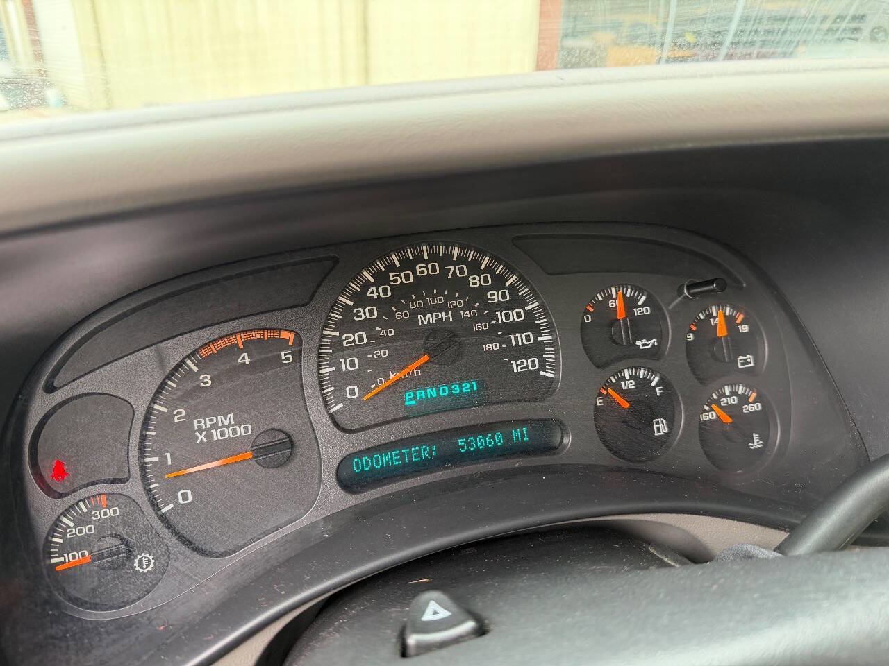 Used 2004 GMC Sierra 3500 SLT w/ Heavy-Duty Power Package image 3