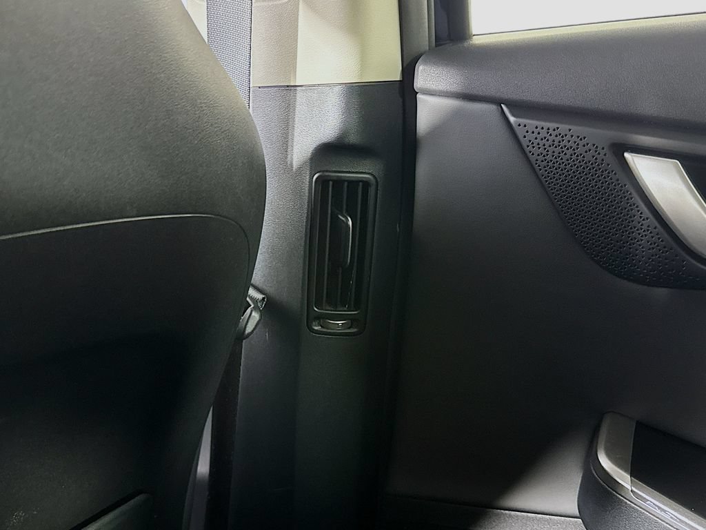 Used 2024 Kia EV6 Wind RWD image 33