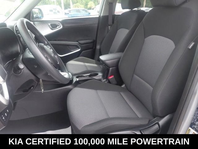 Certified 2025 Kia Soul LX w/ LX Technology Package FWD image 20