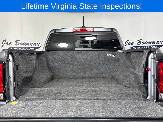 Used 2023 Chevrolet Colorado LT w/ LT Convenience Package III AWD/4WD image 9