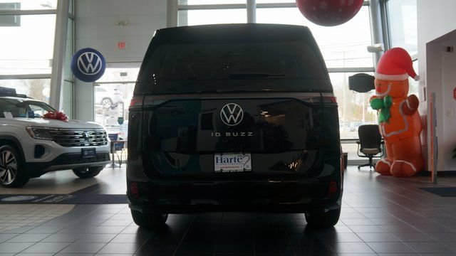 New 2025 Volkswagen ID. Buzz Pro S RWD image 4