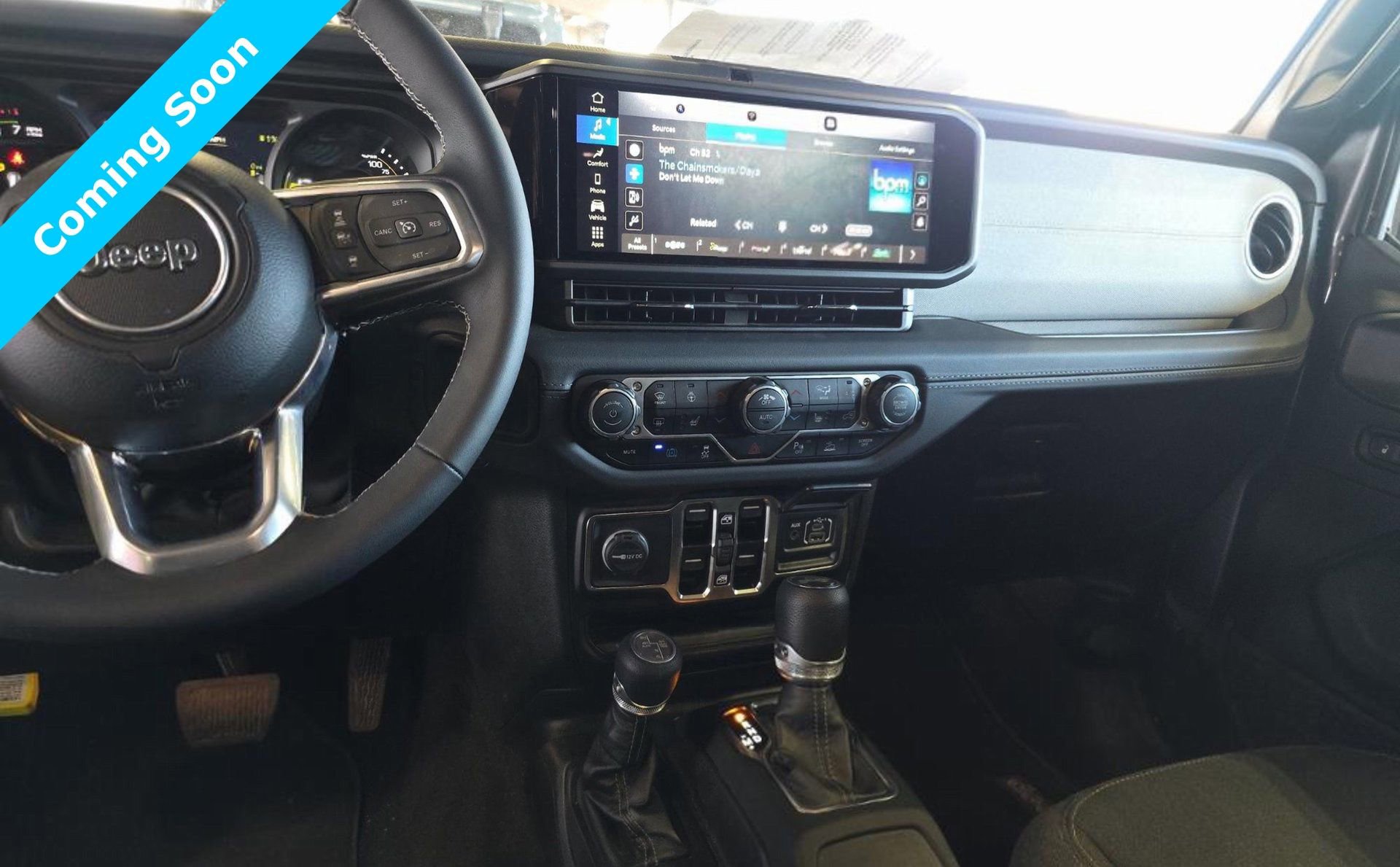 Used 2025 Jeep Wrangler Sahara 4xe w/ Safety Group image 9