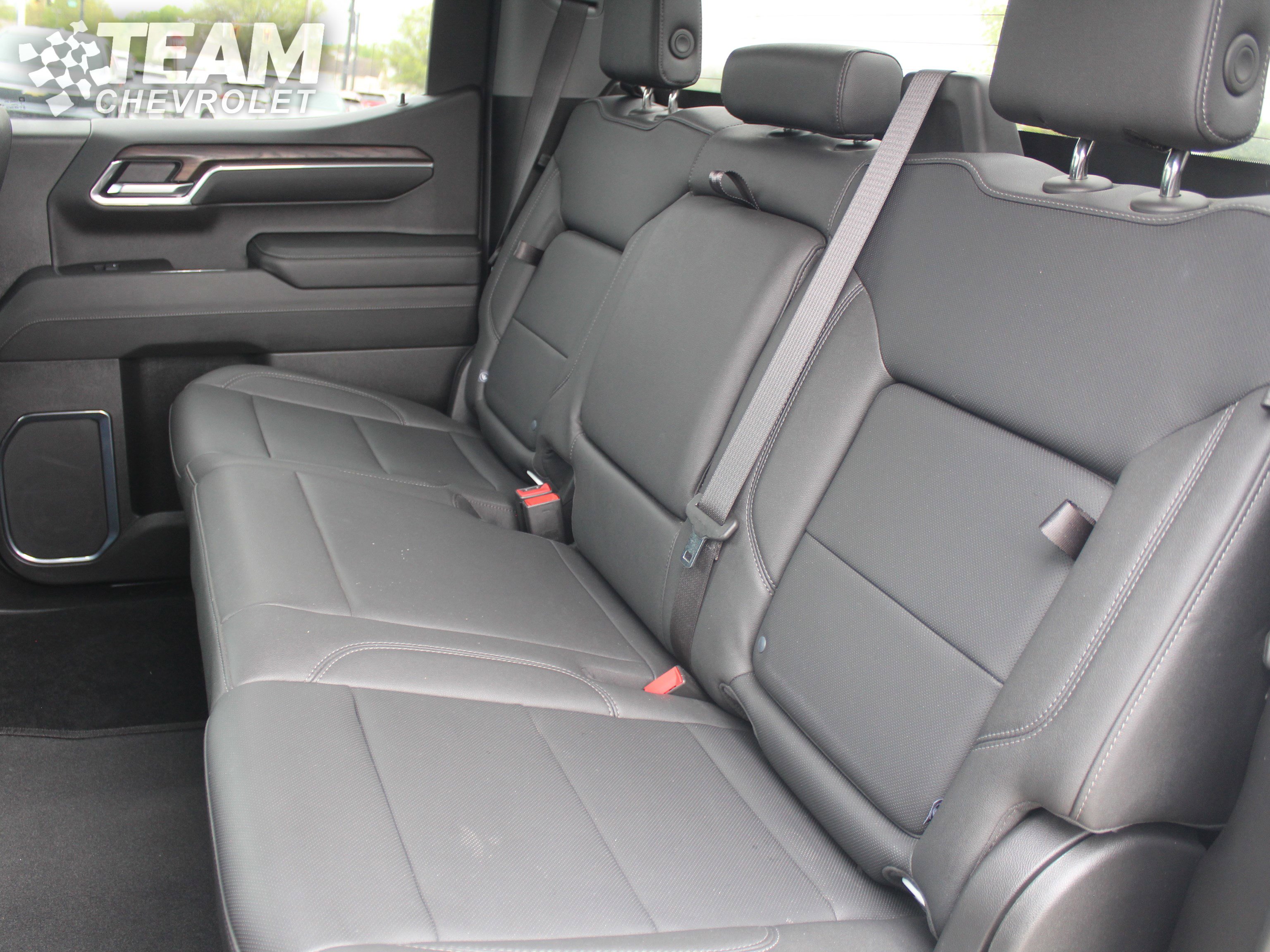 Used 2024 GMC Sierra 1500 SLT AWD/4WD image 20