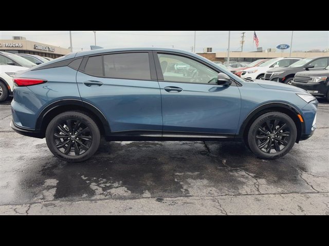 Certified 2024 Buick Envista Sport Touring w/ Convenience I Package image 9