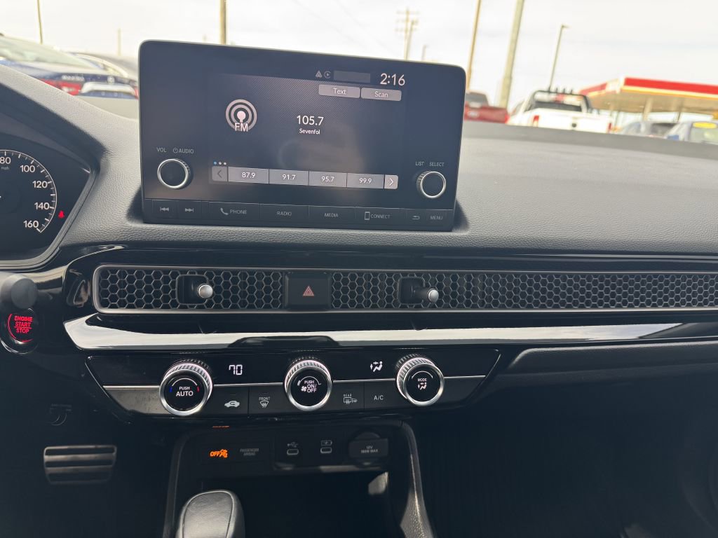 Used 2025 Honda Civic Sport image 28