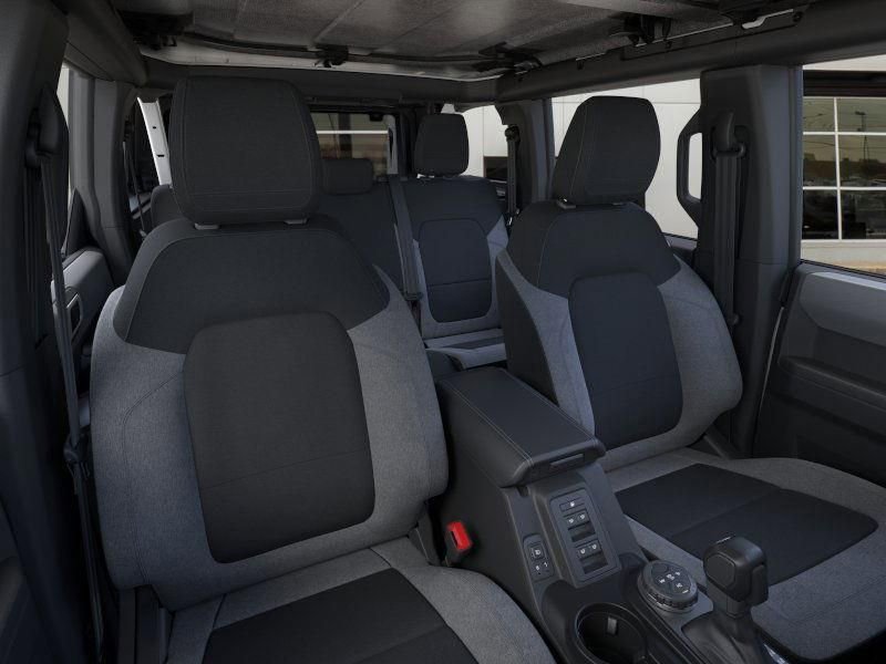New 2025 Ford Bronco Base image 14