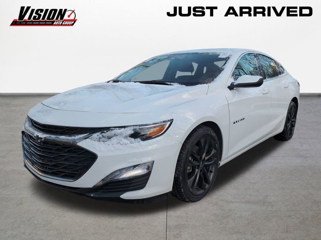 Used 2025 Chevrolet Malibu LT image 1