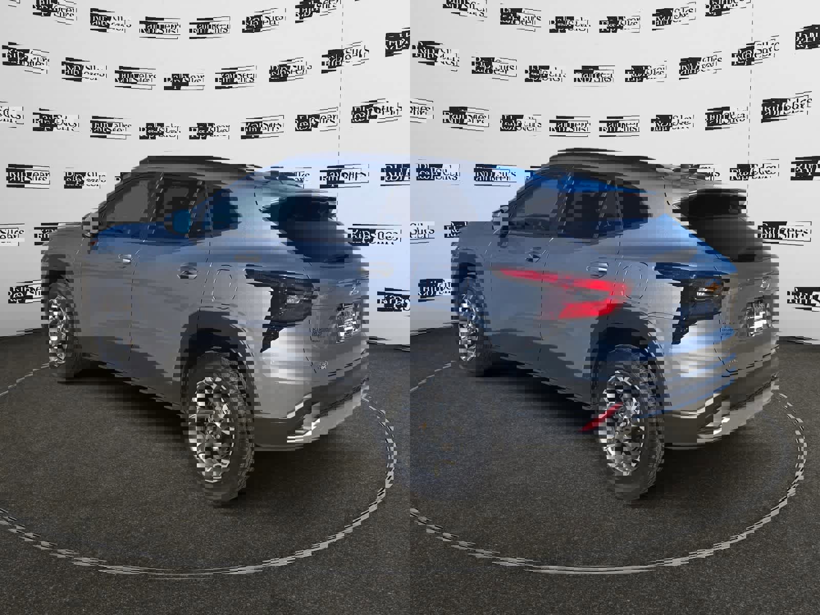 Used 2025 Chevrolet Trax LT w/ LT Convenience Package image 4