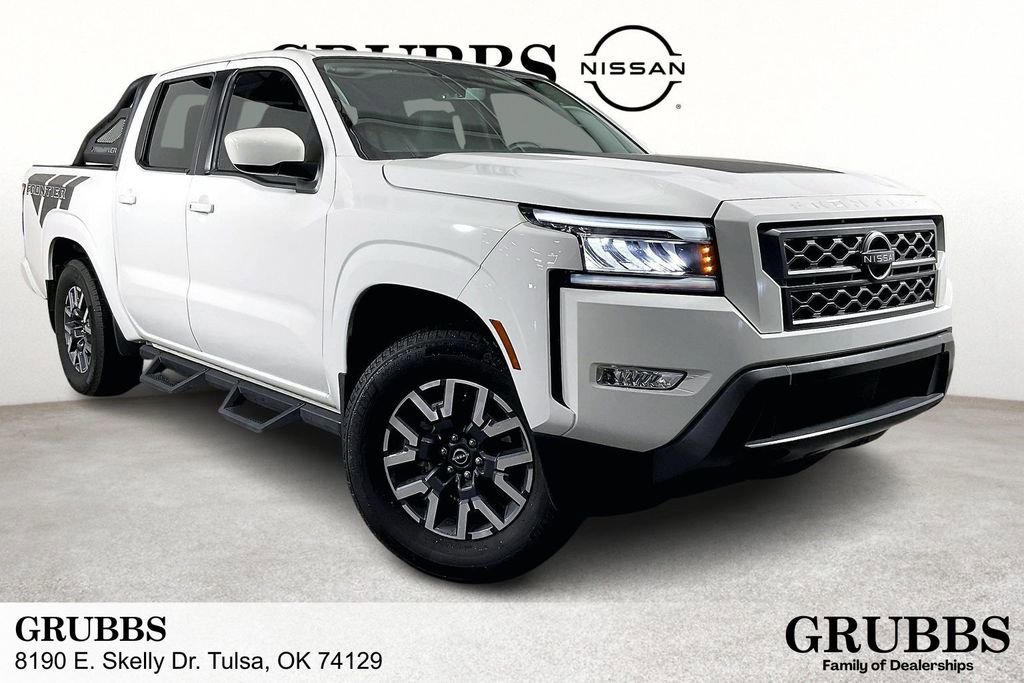 Used 2024 Nissan Frontier SL w/ Technology Package