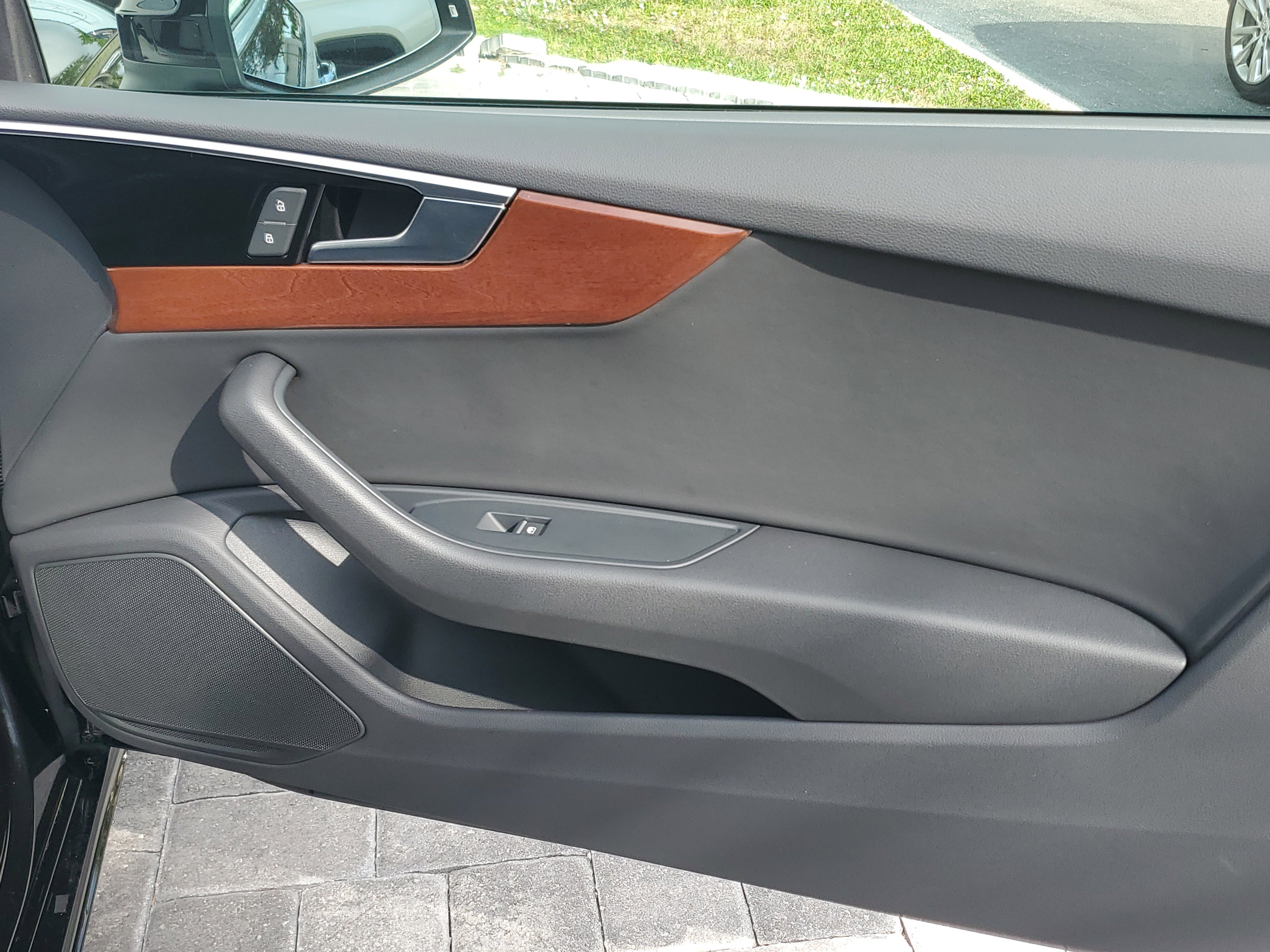 Used 2022 Audi A5 2.0T Premium image 10