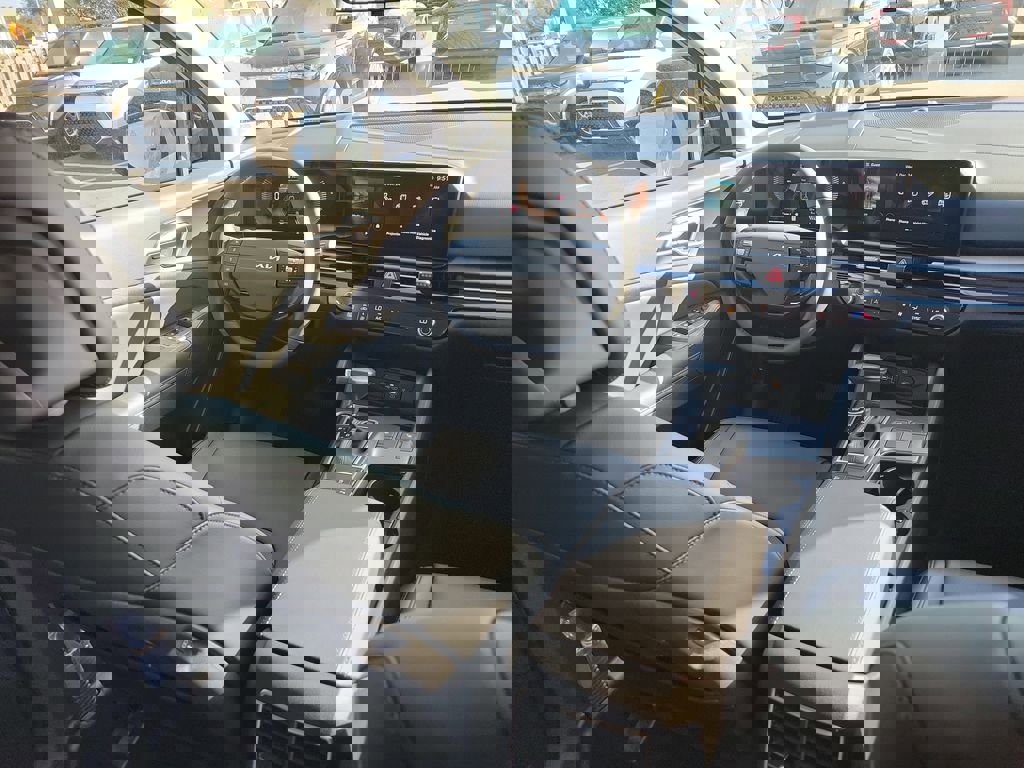 New 2026 Kia Sportage EX w/ EX Panorama Roof Package image 13