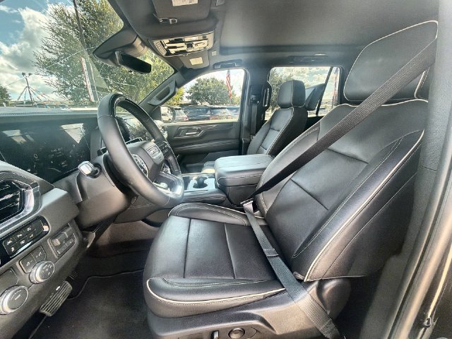 Used 2026 GMC Yukon Elevation w/ Elevation Premium Package RWD image 18