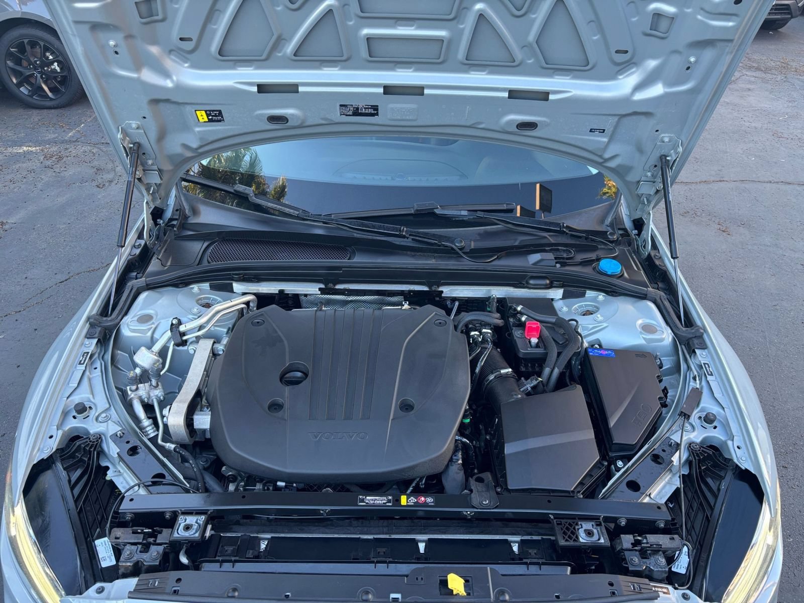 Used 2024 Volvo S60 B5 Core FWD image 32