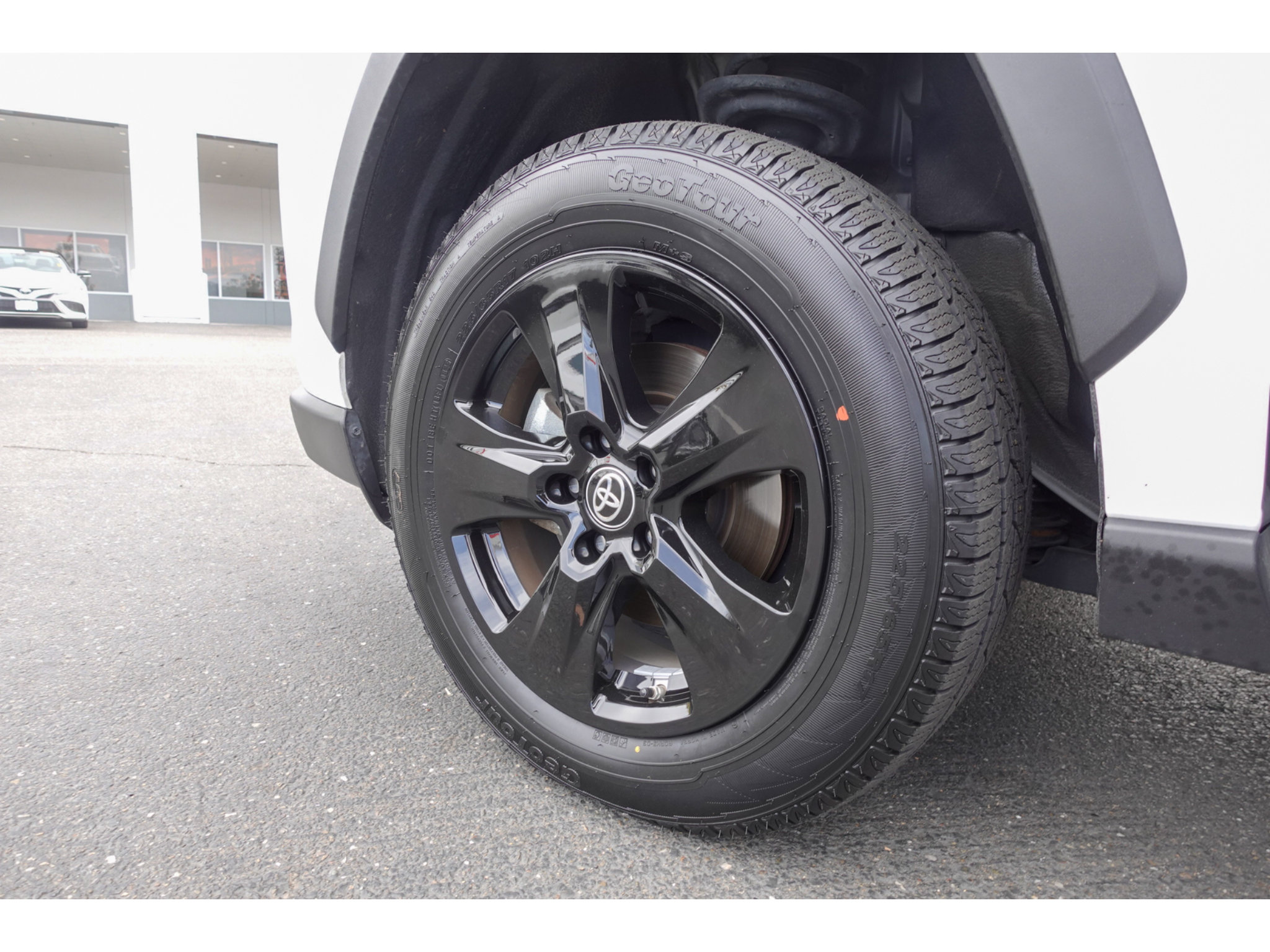 Certified 2024 Toyota RAV4 LE AWD/4WD image 24