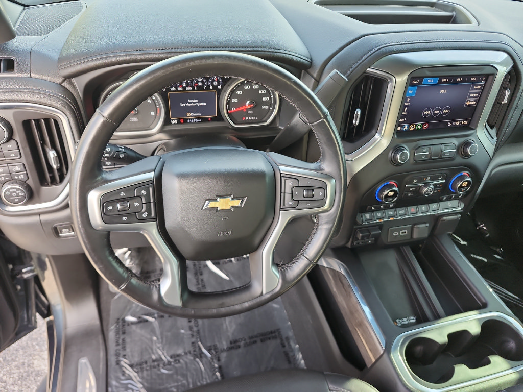 Used 2020 Chevrolet Silverado 2500 LTZ w/ LTZ Premium Package AWD/4WD image 34