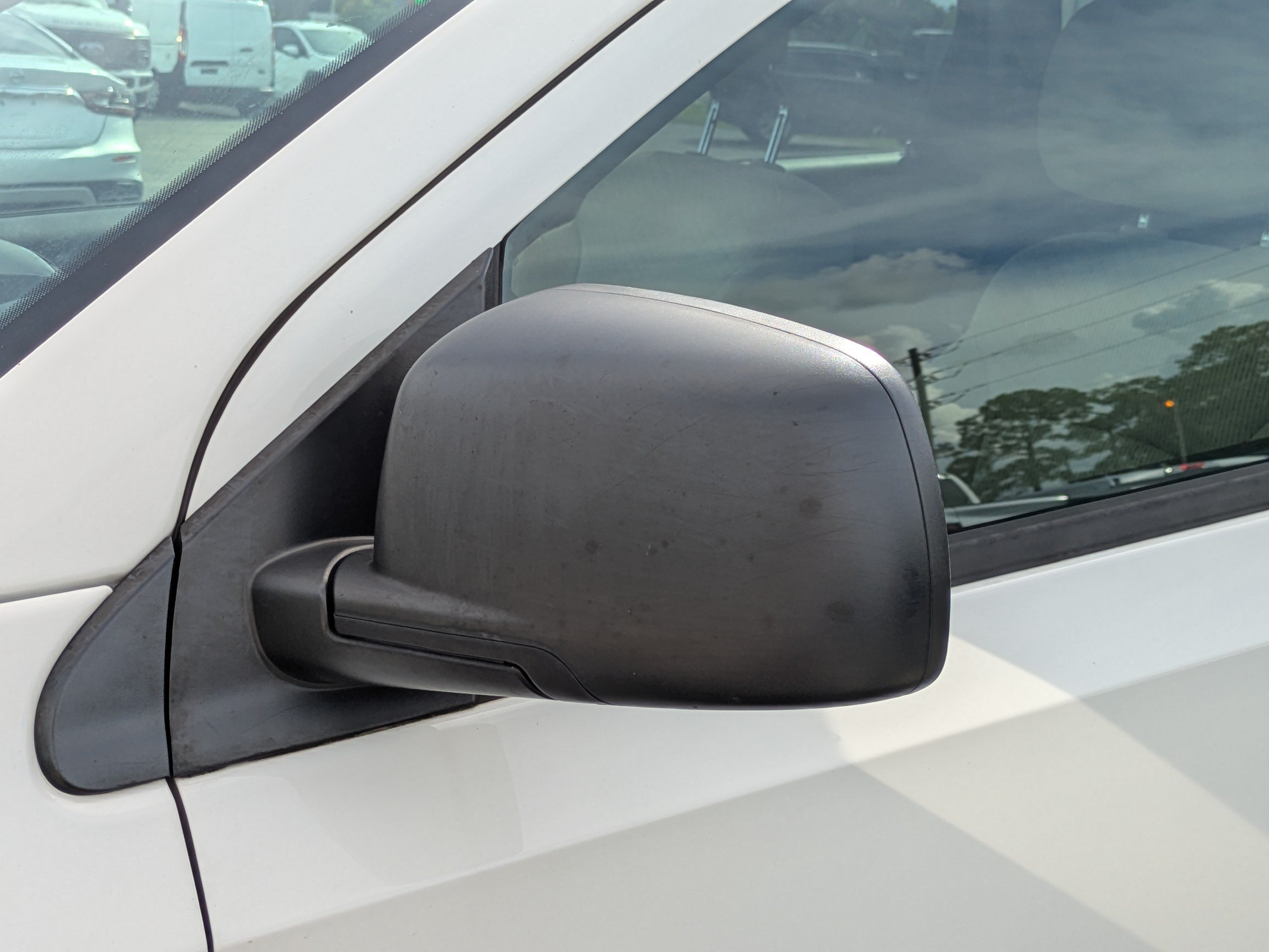 Used 2019 Dodge Journey SE FWD image 12