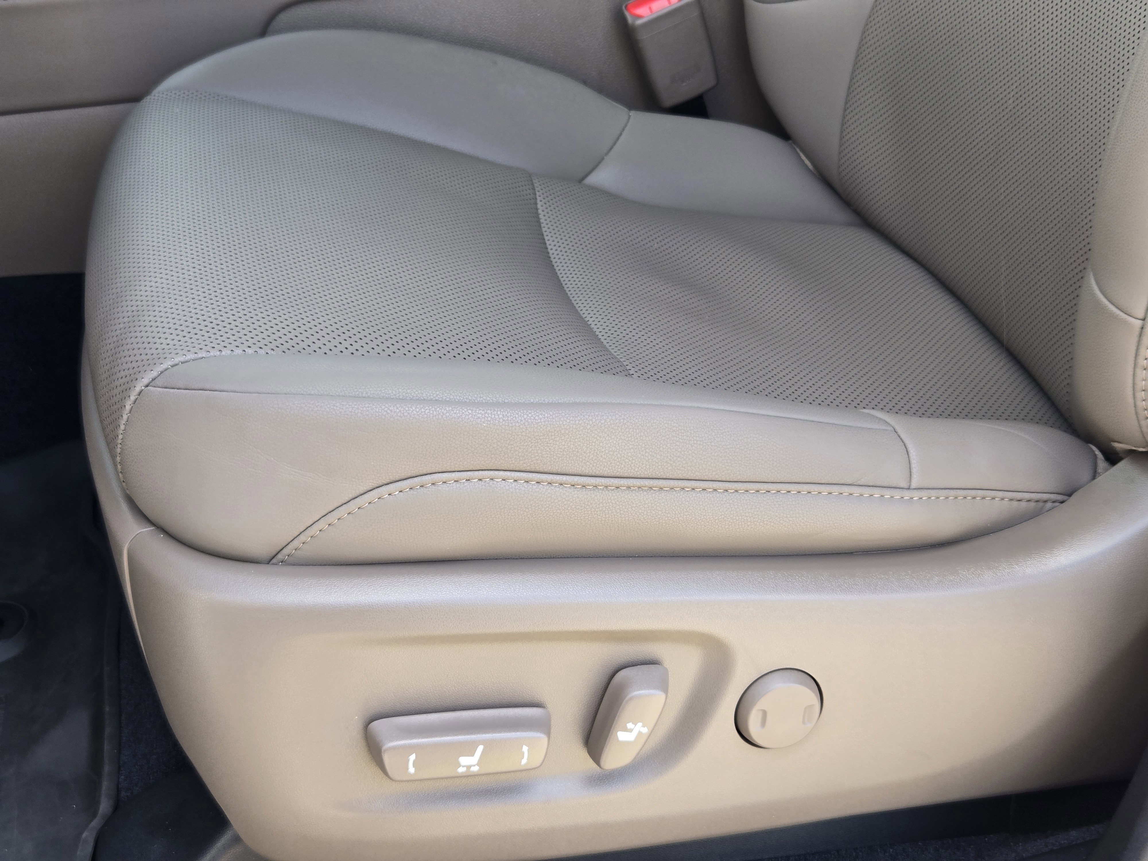 Used 2023 Lexus GX 460 Premium w/ Premium Package AWD/4WD image 22