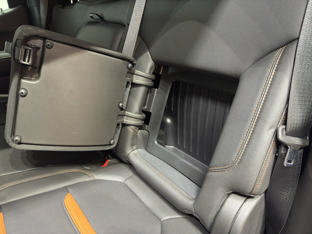 Certified 2021 GMC Sierra 1500 AT4 w/ AT4 Preferred Package image 14