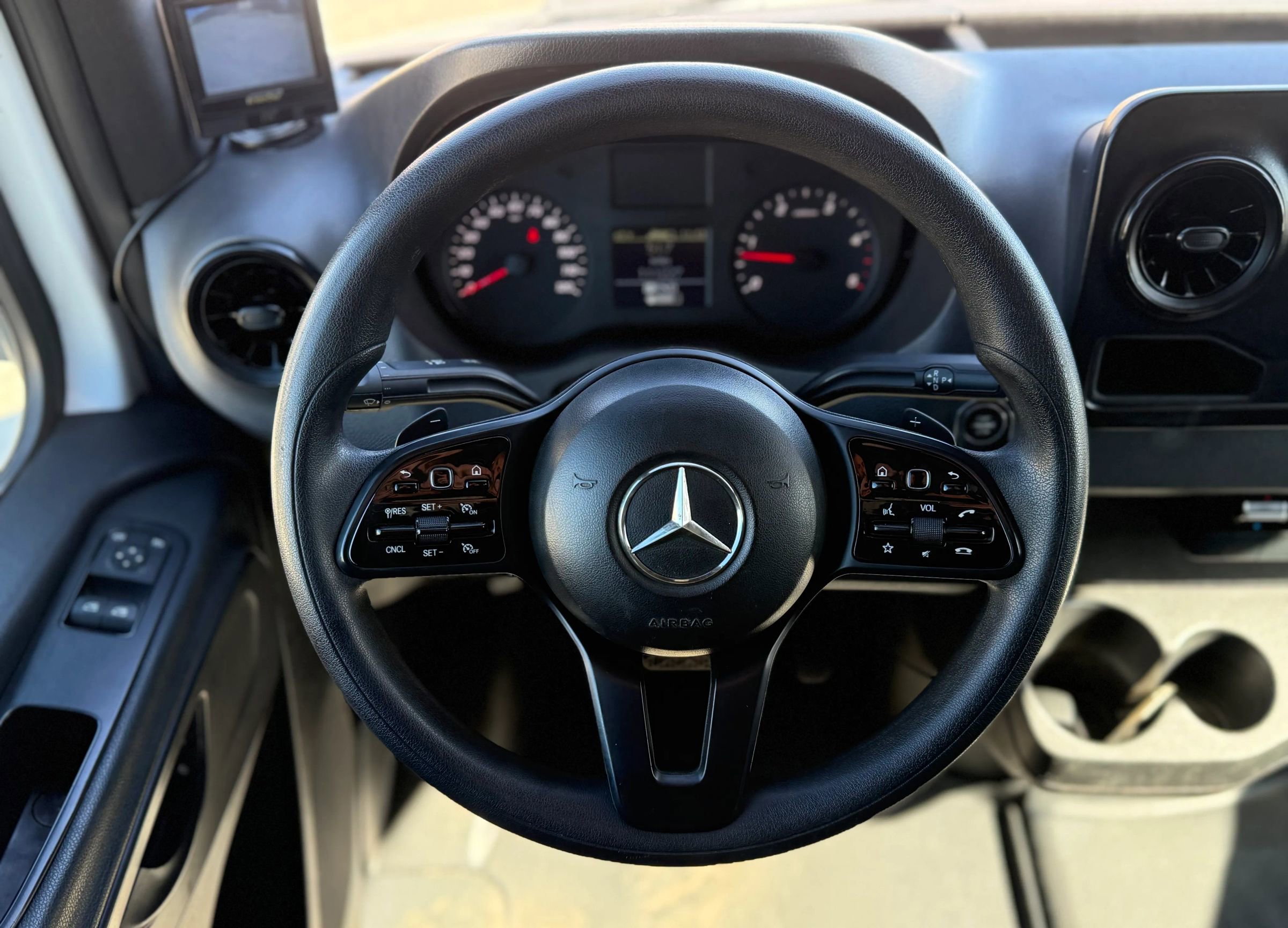 Used 2019 Mercedes-Benz Sprinter 170 w/ Chrome Grille Package image 24