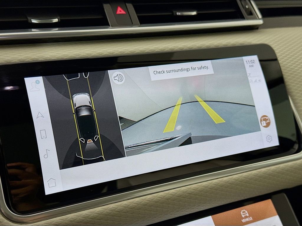 Used 2023 Land Rover Range Rover Velar R-Dynamic S image 15