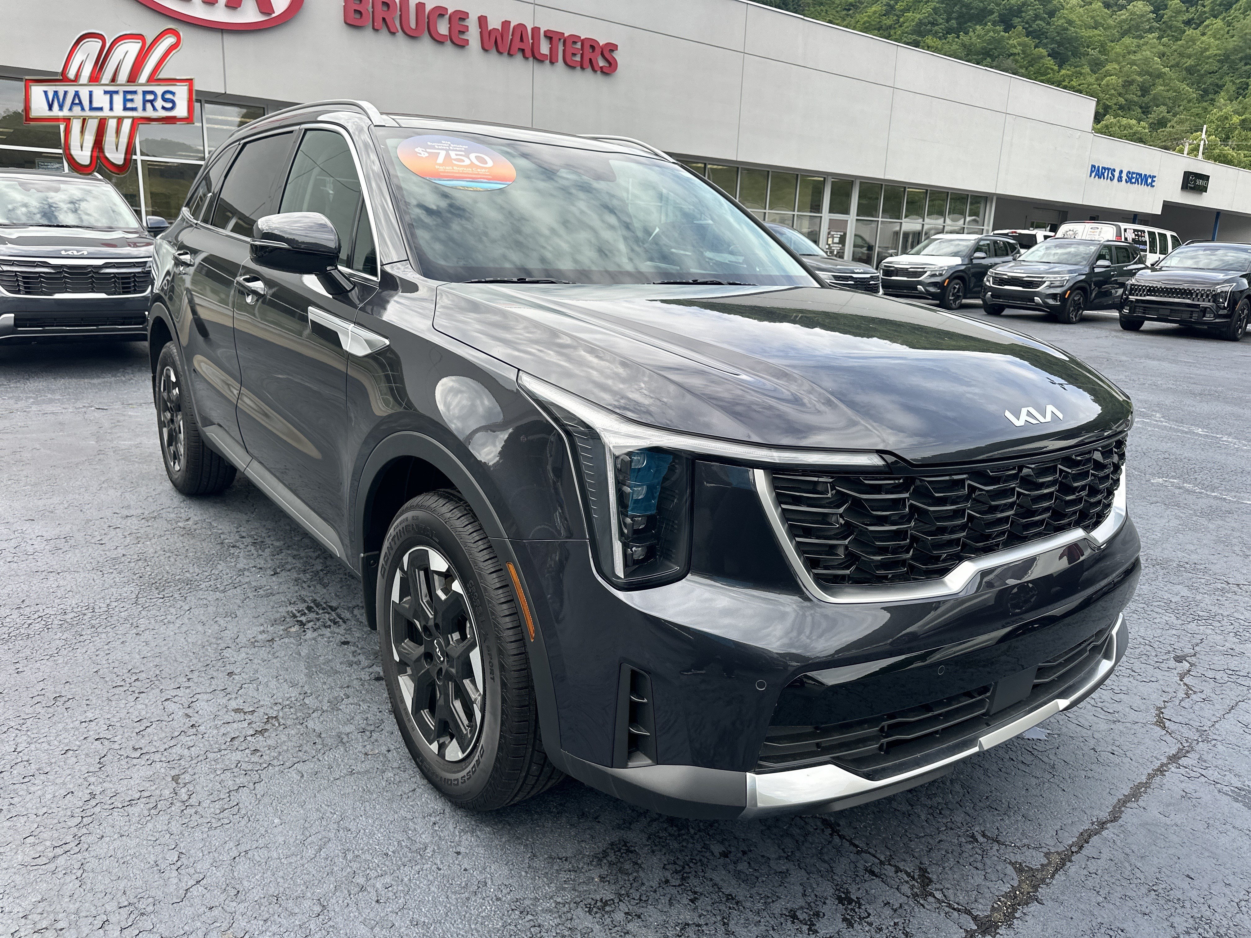 New 2026 Kia Sorento S w/ S Panoramic Sunroof Package