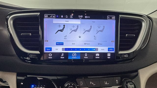 Used 2024 Chrysler Pacifica Touring-L FWD image 23