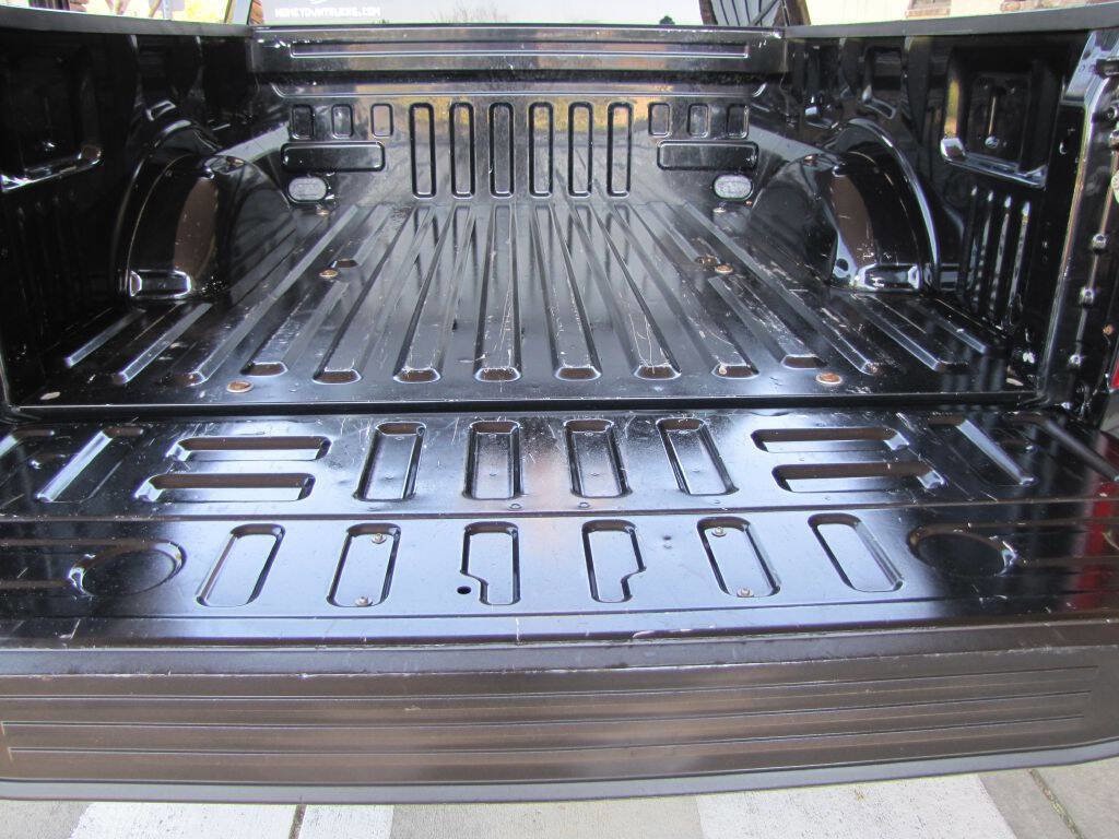 Used 2015 Ford F150 XLT AWD/4WD image 32