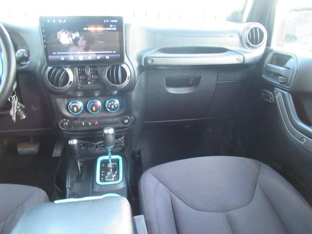 Used 2014 Jeep Wrangler Unlimited Sport w/ Quick Order Package 24S AWD/4WD image 14