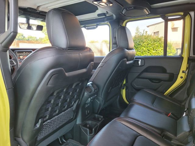 Used 2023 Jeep Gladiator Rubicon w/ Trailer Tow Package AWD/4WD image 15