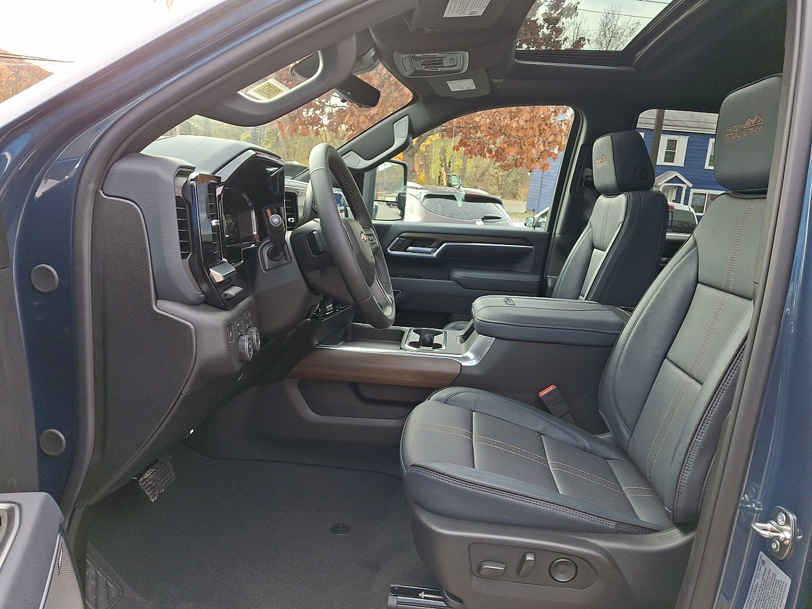 New 2026 Chevrolet Silverado 3500 High Country w/ High Country Premium Package image 13