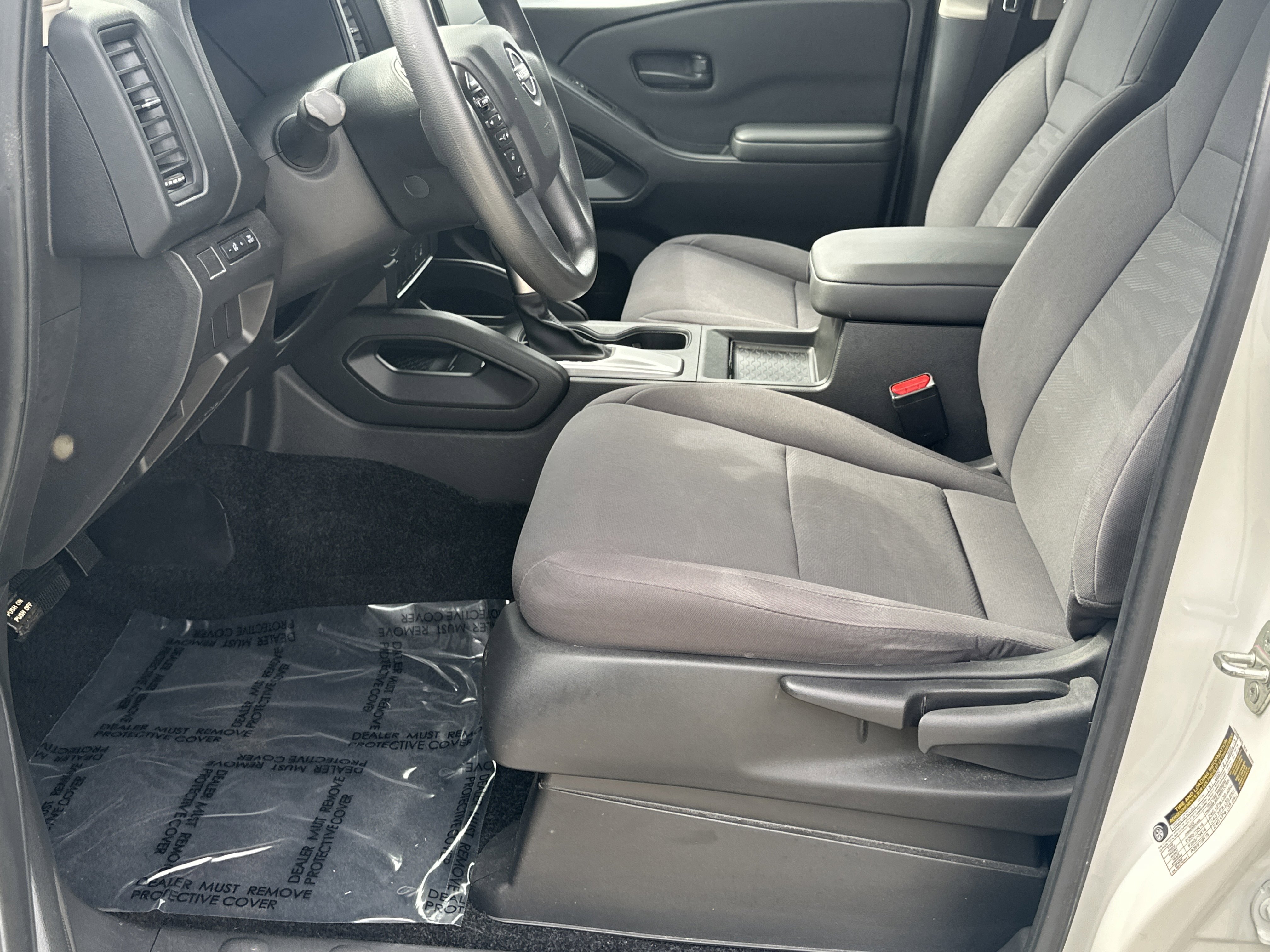 Used 2024 Nissan Frontier S AWD/4WD image 9