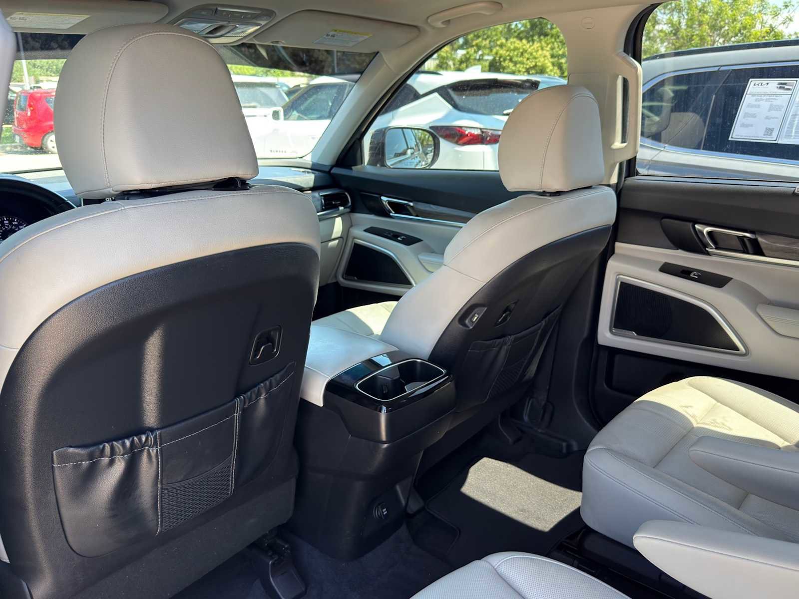 Certified 2022 Kia Telluride EX w/ EX Premium Package FWD image 25