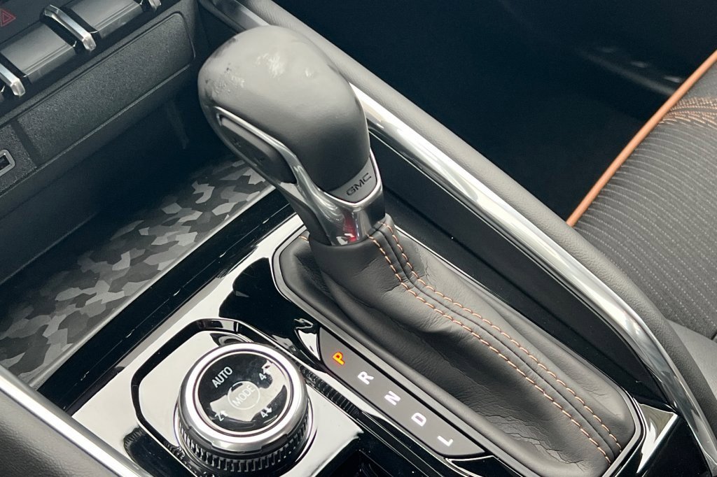 New 2026 GMC Canyon AT4 image 18