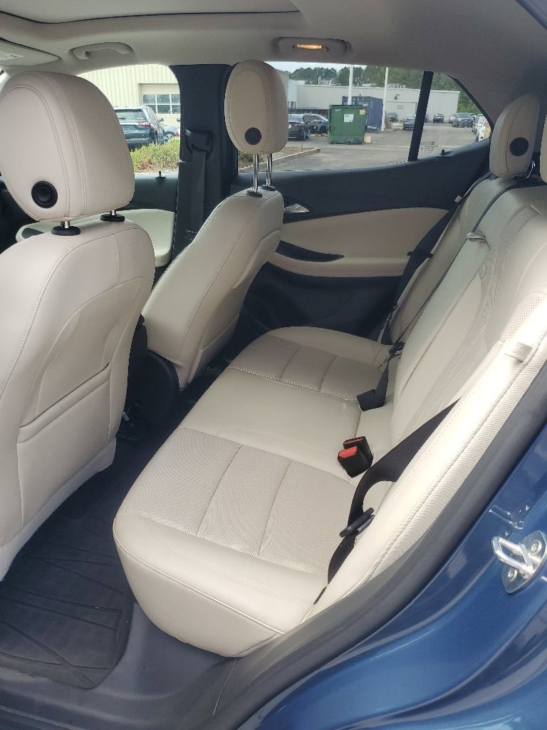 Used 2024 Buick Encore GX Avenir w/ Avenir Technology Package FWD image 14